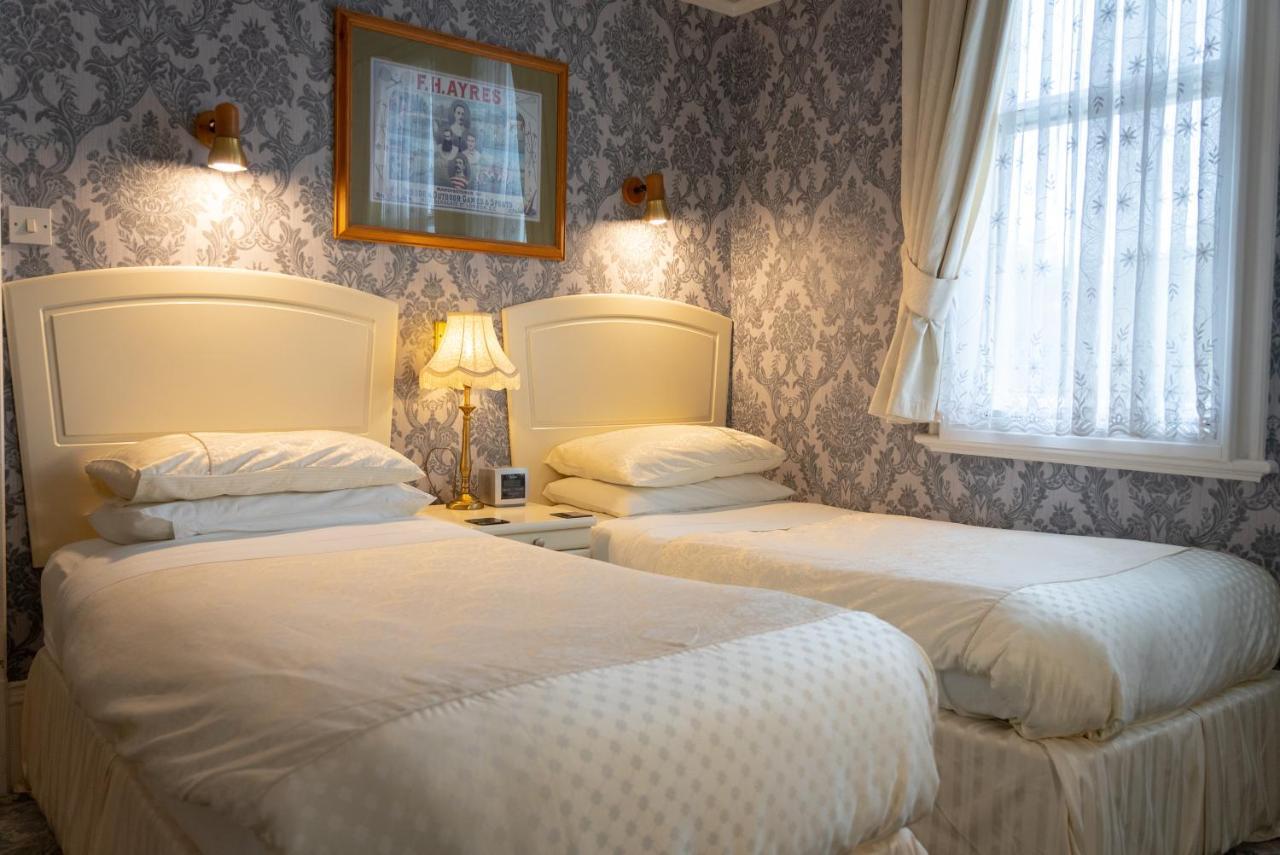 Standard Zweibettzimmer