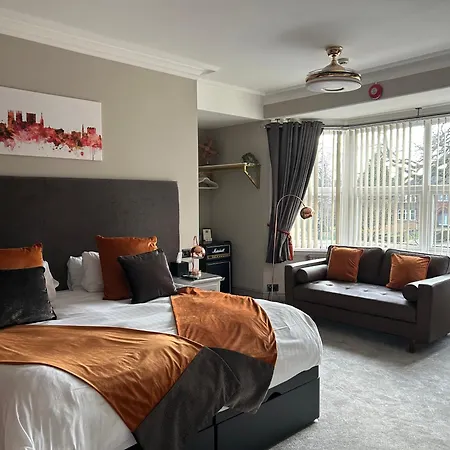 Ashbourne House-3