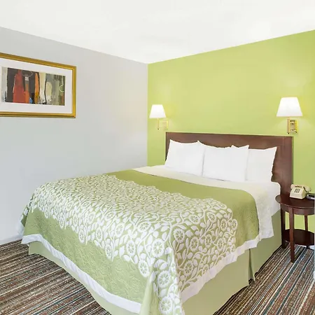 Days Inn By Wyndham York-2
