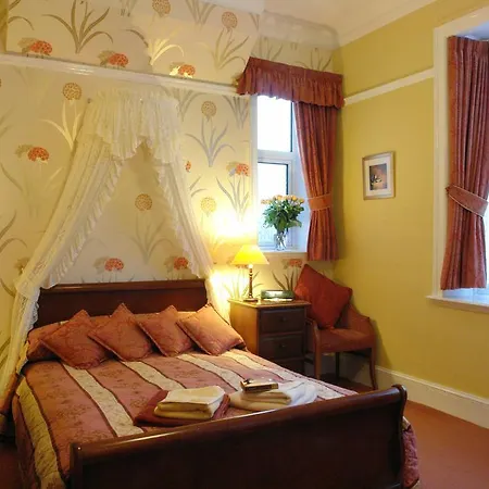 Midway Guest House-2